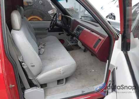 1988 Chevrolet Gmt-400 C1500 z USA, uszkodzony, nr VIN 1GCDC14ZXJZ158883